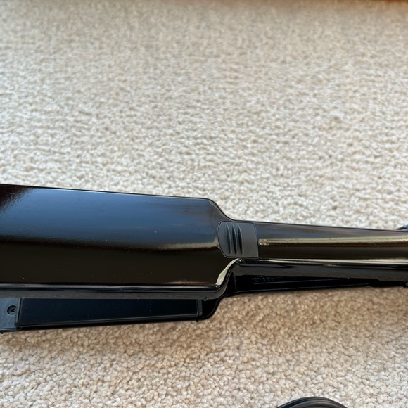 Conair Infiniti Pro Tourmaline Ceramic Flat Iron 2 Inch Instant Heat CS32BX - Picture 8 of 9